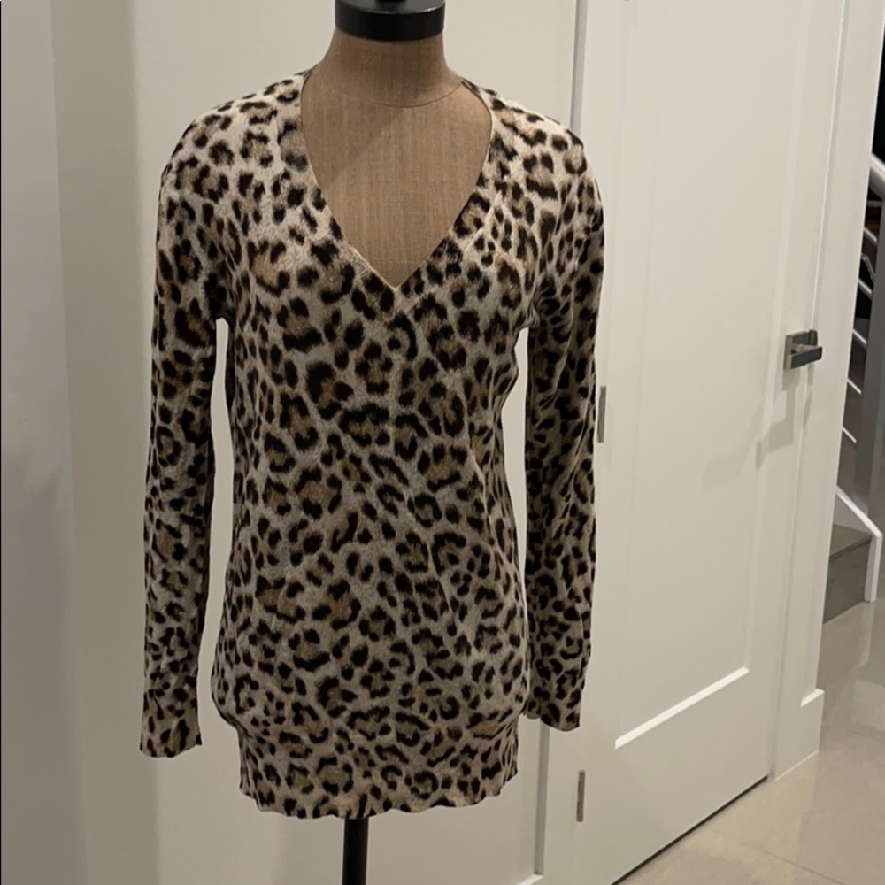 Michael Kors V-neck sweater Size M